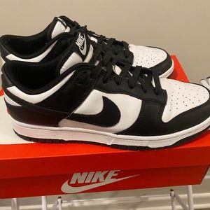 Nike Dunk "Panda"